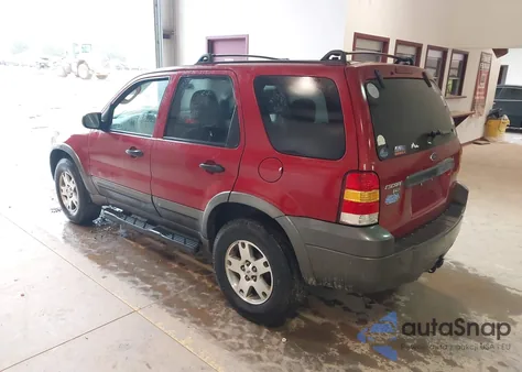 2005 Ford Escape Xlt from USA, damaged, VIN 1FMCU03185KA76093